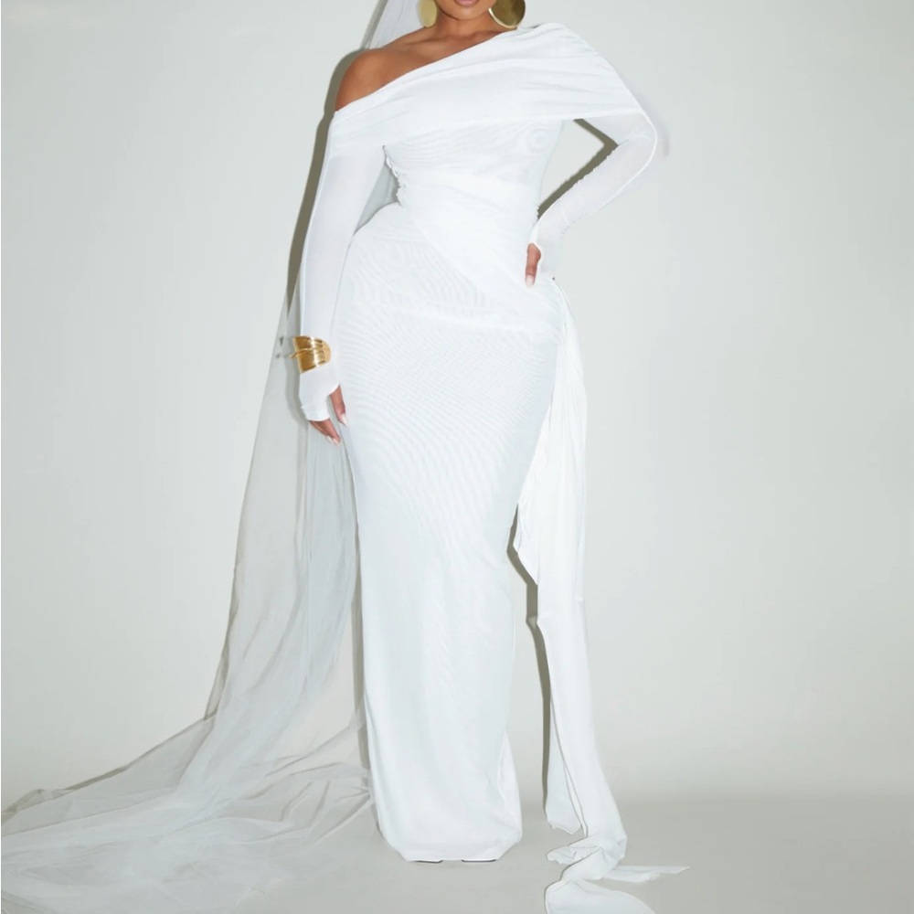 White Asymmetrical One-Shoulder Bridal Gown Verella Mesh Maxi - Yacht White